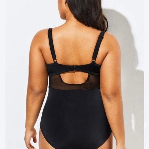 Meet.Curve 4X Black Cut Out Mesh Underwire One Piece Swimsuit - Picture 4 of 6